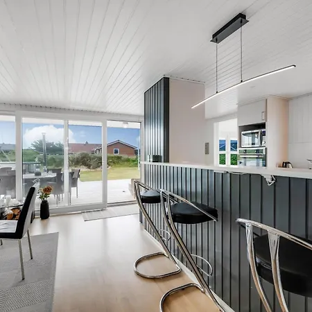 Lovely With A Wilderness Bath, Close To The North Sea And Sondervig Center Nyaraló