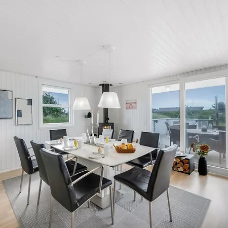 Lovely With A Wilderness Bath, Close To The North Sea And Sondervig Center Ringkøbing